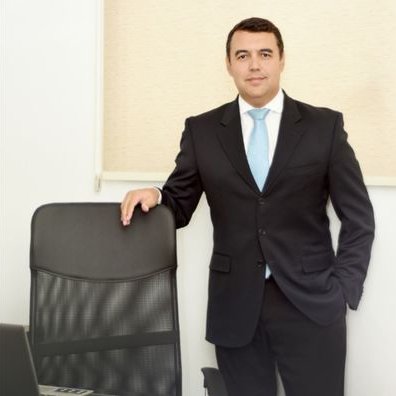 Profile Picture of Max Schaefer (@maxi_schaefer) on Twitter