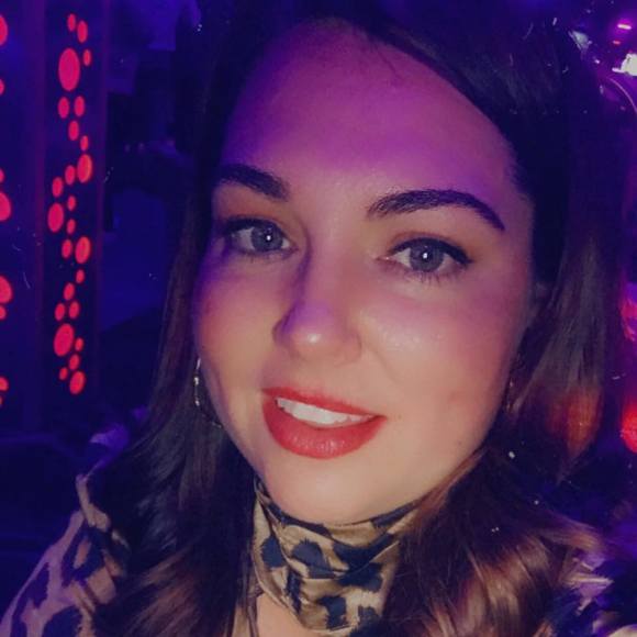 Profile Picture of Rachel Broadwell christie (@rbroadwell) on Poshmark