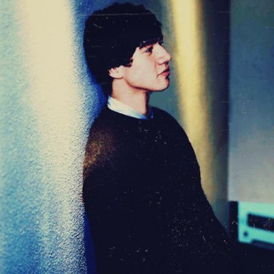 Profile Picture of AXEL (@Caloem5SOS) on Twitter