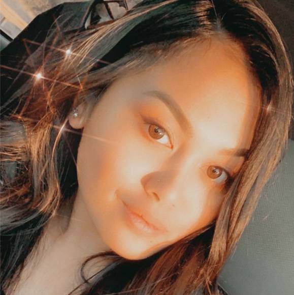 Profile Picture of Christine Cariño (@bhristinee) on Poshmark