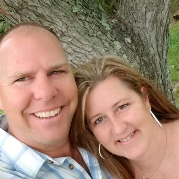 Profile Picture of Jody Weidemann (@jaweidemann) on Poshmark