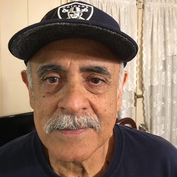 Profile Picture of Dennis Decosta (@drdecosta) on Poshmark