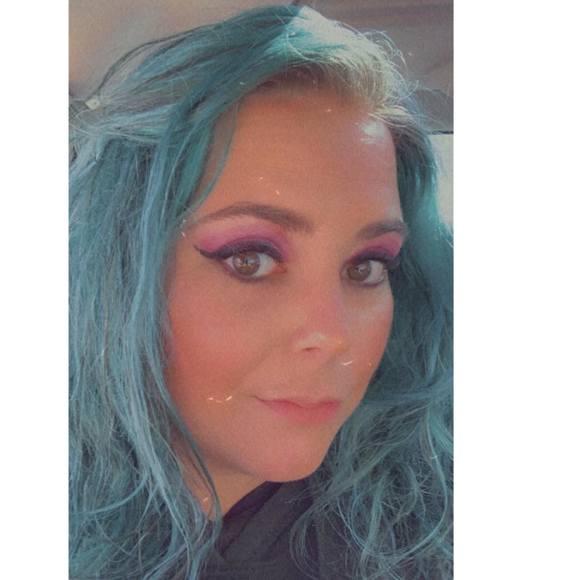 Profile Picture of Amber Pegg (@amberpegg) on Poshmark