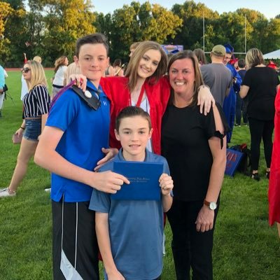 Profile Picture of Debbie Downs (@DebDowns9) on Twitter