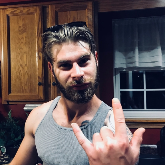 Profile Picture of Michael Tall (@michaeltall) on Poshmark