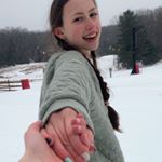 Profile Picture of 𝙲𝚊𝚜𝚜𝚊𝚗𝚍𝚛𝚊 (@cassykaryshyn) on Instagram