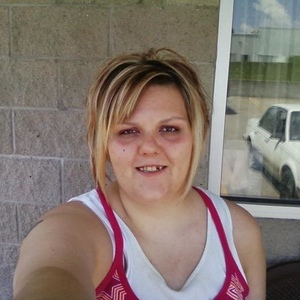 Profile Picture of Laura Osburn (@laura0133) on Myspace