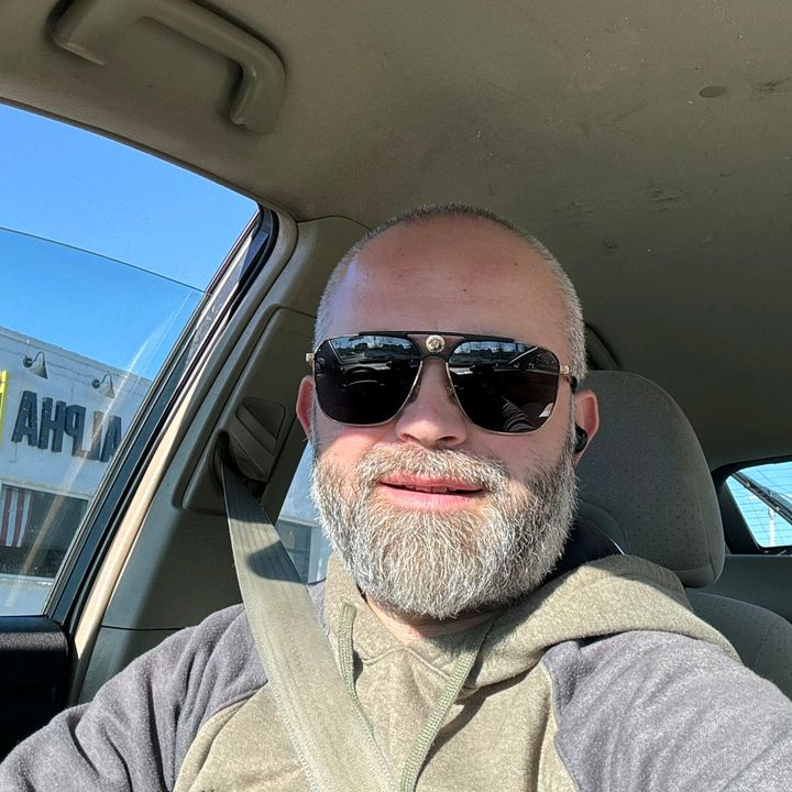 Profile Picture of RODERICK (@roderick0012) on Tiktok