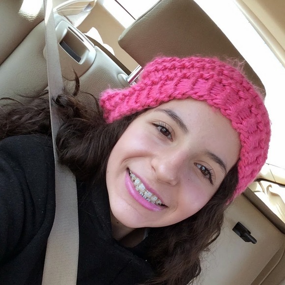 Profile Picture of Lena Mandwee (@lmandwee) on Poshmark