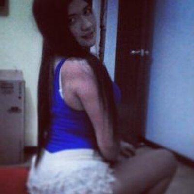 Profile Picture of Manuela Arroyave (@ManuArroyv) on Twitter