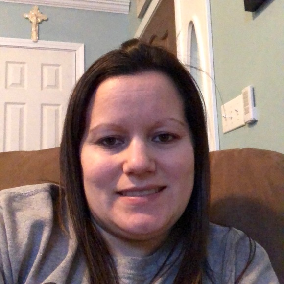 Profile Picture of Christina Coppotelli (@mscoppo) on Poshmark