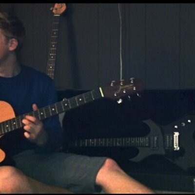 Dan Loney - Twitter Profile Picture of Dan Loney (@DLGuitarLessons) on Twitter