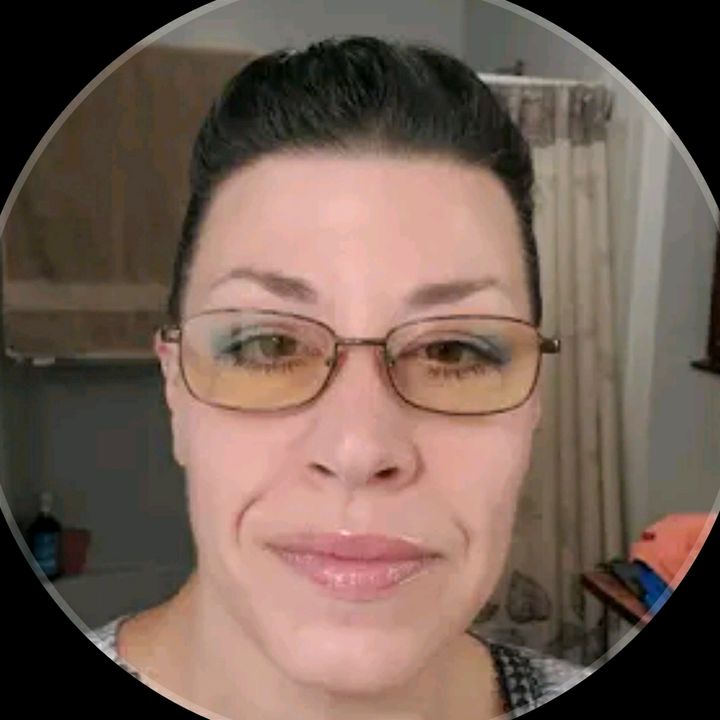 Profile Picture of Ellie Kay Queen of Intuition (@kellieengland) on Tiktok