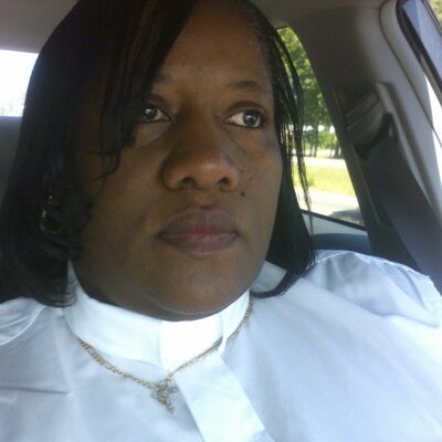 Profile Picture of Rev Darlene Ward (@Roses125) on Twitter