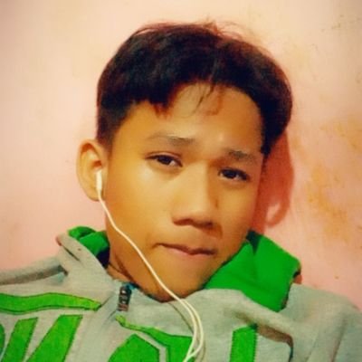 Profile Picture of 𝙽𝚎𝚒𝚕 𝙰𝚗𝚍𝚛𝚎𝚠 𝙰𝚐𝚞𝚊𝚍𝚘 (@neil_aguado) on Twitter