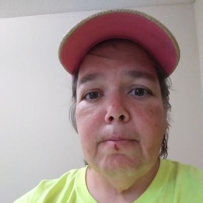 Profile Picture of Connie Olson (@connieo17376843) on Twitter