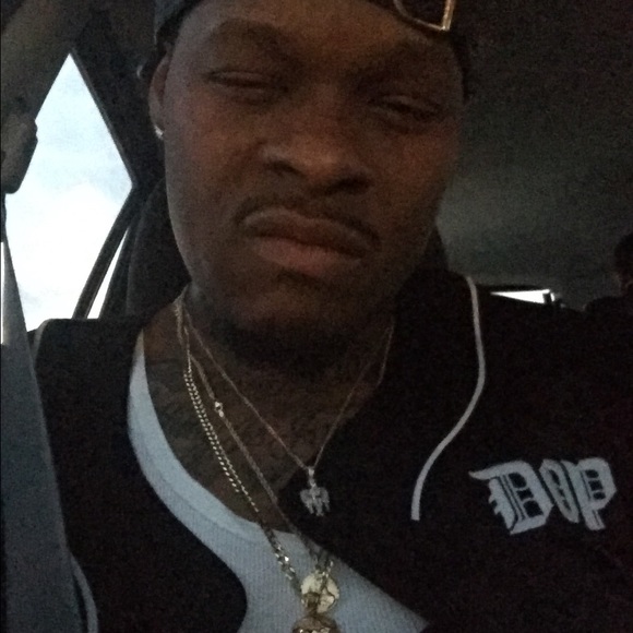 Profile Picture of Leroy Robinson (@leedagreat) on Poshmark