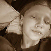 Profile Picture of A'lynn Daniels (@alynndaniels2322) on Youtube