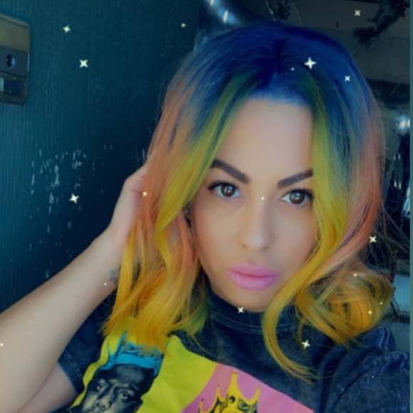 Profile Picture of Natalie Gutierrez (@natalieg84) on Poshmark