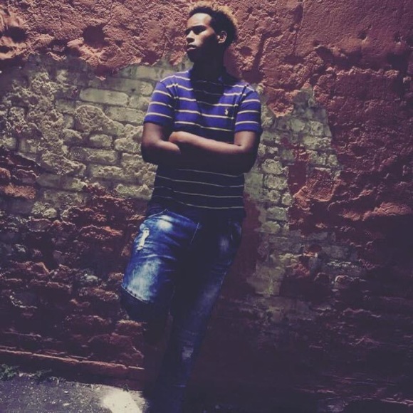 Profile Picture of James Savage (@middlechild2132) on Poshmark