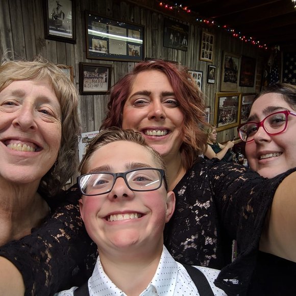 Profile Picture of Rebecca Buchanan (@rebeccabucha353) on Poshmark