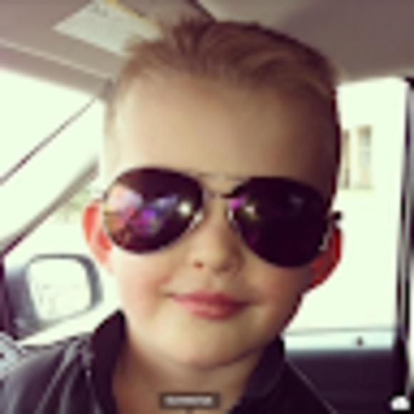 Profile Picture of Daniel Mac (@danielmaccullam) on Poshmark