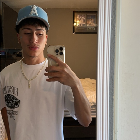 Profile Picture of Joseph Murillo (@josephmurill626) on Poshmark