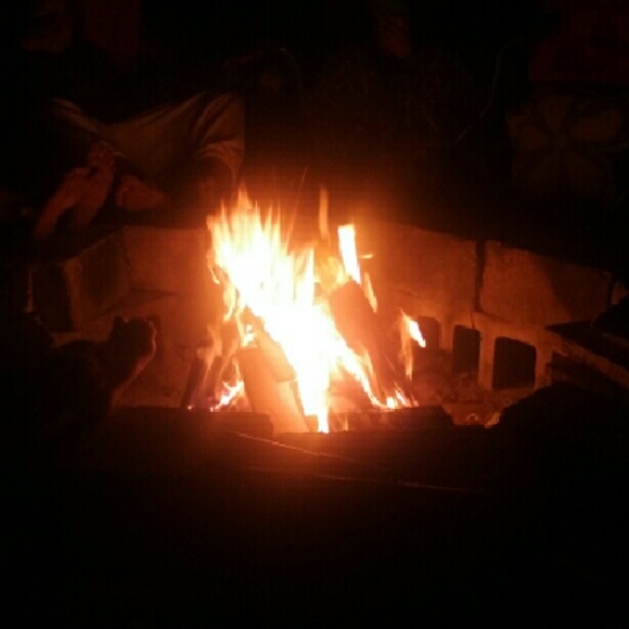 Profile Picture of Carolyn Lippolis (@mrslippolis) on Poshmark