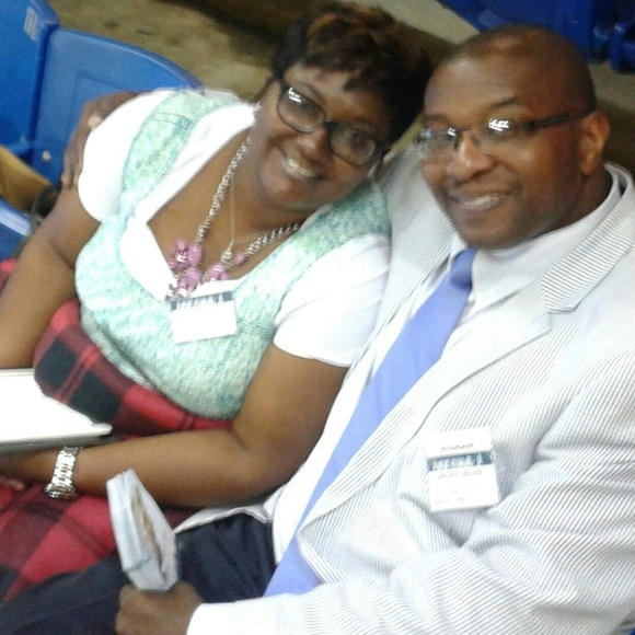 Profile Picture of Lamar Blake (@elginbla) on Poshmark