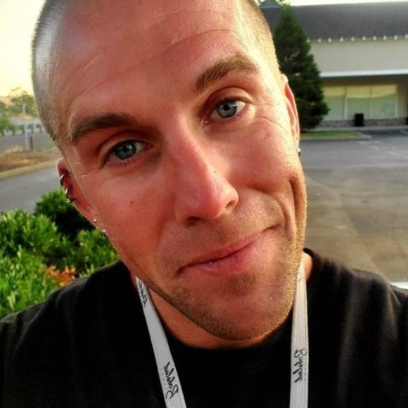 Profile Picture of James Dotson (@jamesdotson519) on Poshmark