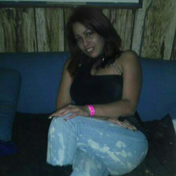 Profile Picture of Noelia Solis (@1j5) on Poshmark