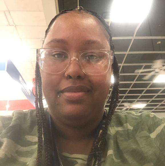 Profile Picture of Charlene Gibbs (@katherinegibbs) on Poshmark