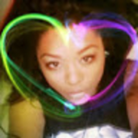 Meshalae Keppard - Poshmark Profile Picture of Meshalae Keppard (@meshalae_k) on Poshmark