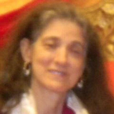 Profile Picture of Anne C Klein (@AnnieRigzin) on Twitter