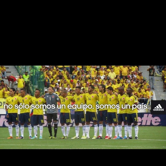 Profile Picture of Daniel Tamayo (@appnanana) on Poshmark