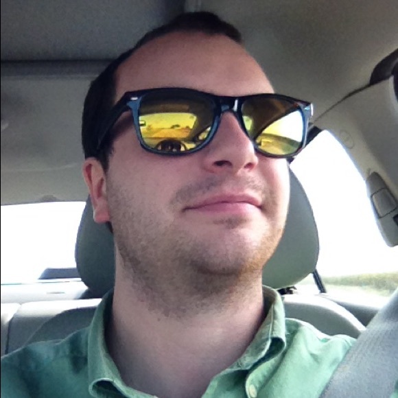 Profile Picture of Matt Martens (@mattdmar) on Poshmark