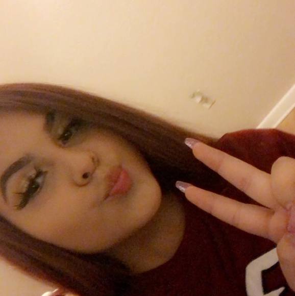 Profile Picture of Karla Lerma (@karlal76) on Poshmark