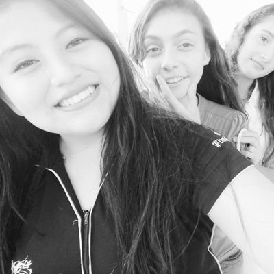 Darina Puc Martinez - Twitter Profile Picture of Darina Puc Martinez (@ElizabethDarin1) on Twitter