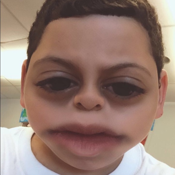 Profile Picture of Joel Estrella (@joelestrella749) on Poshmark