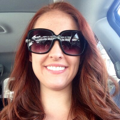 Profile Picture of Elizabeth Coffey (@Redschick1) on Twitter