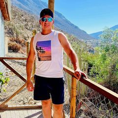 Profile Picture of Jonathan Pizarro Carvajal (@jonathan.pizarro07) on Tiktok