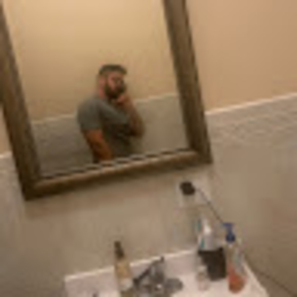 Profile Picture of Tristan Fiume (@tristan_fiume) on Poshmark