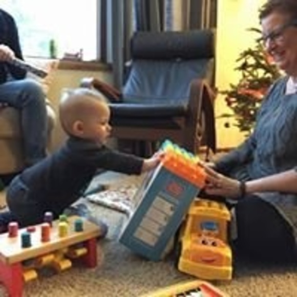 Profile Picture of Alexa Augustine (@alexaaugusti830) on Poshmark