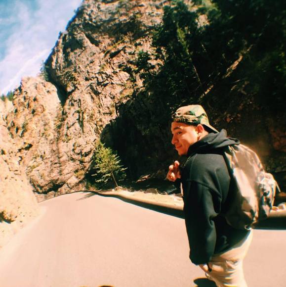 Profile Picture of Andrew Alamo (@alamo961) on Poshmark