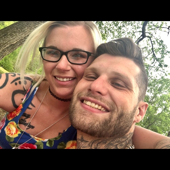 Profile Picture of Kim Selvage (@selvage90) on Poshmark