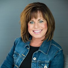 Profile Picture of JoAnn Berg Zyph (@JAZyph) on Twitter