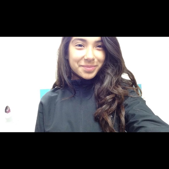 Profile Picture of Yaritza Chavez (@yaritzachavez) on Poshmark