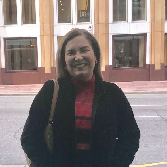 Profile Picture of Jeanette Padron (@remus2017) on Poshmark