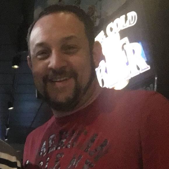 Profile Picture of Jeremy Reece (@jeremy_reece) on Poshmark