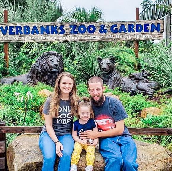 Profile Picture of Amanda Sells (@amandasells0111) on Poshmark